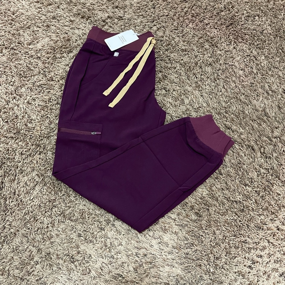 igs deep purple LARGE zamora petite